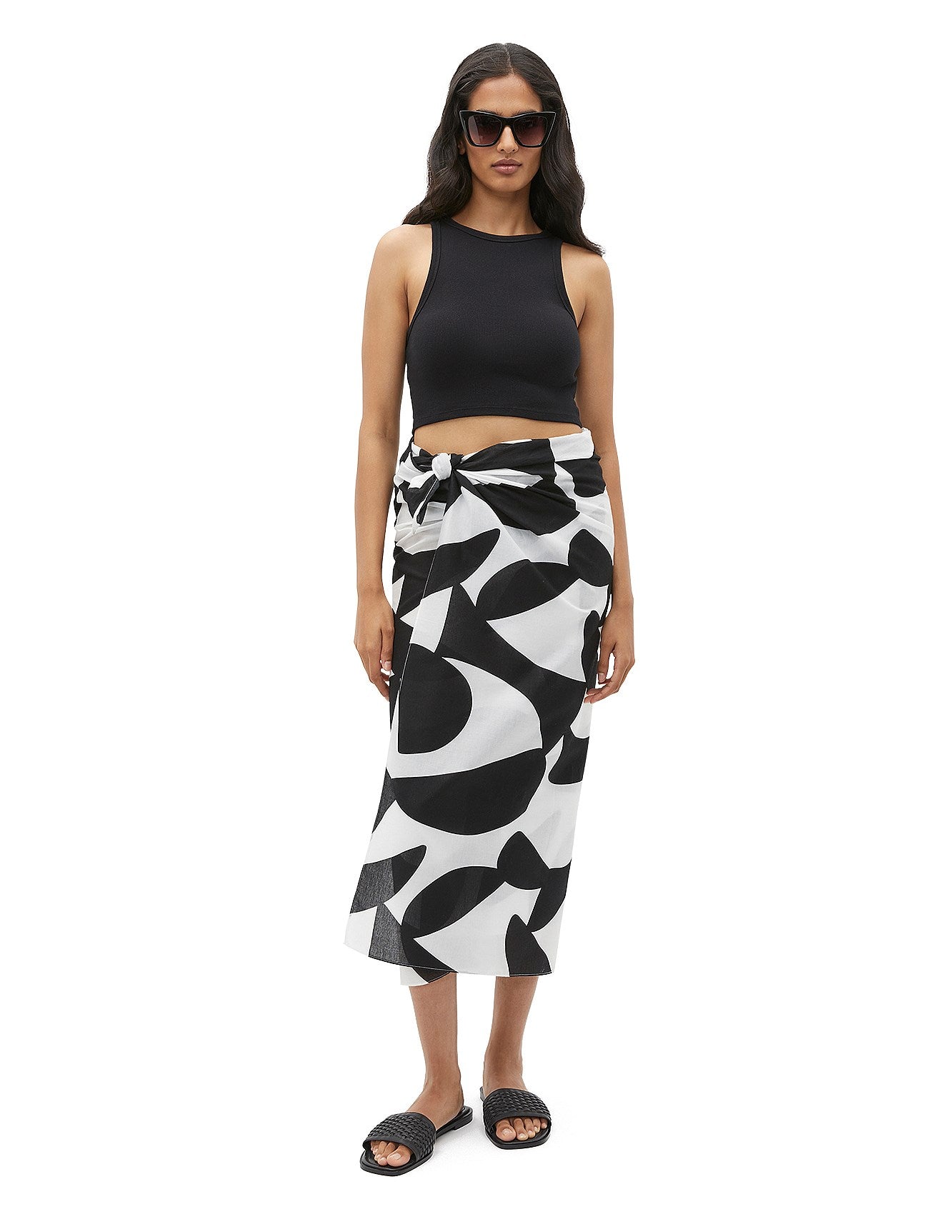 Endless Styles with One Cloth — Thneed Summer Wrap